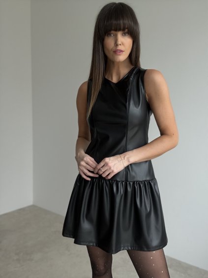 Sukienka z ekoskóry