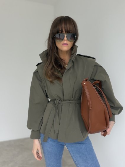 Short trench coat