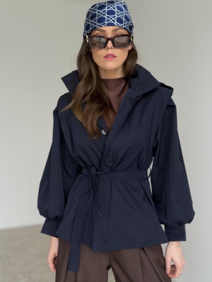 Short trench coat