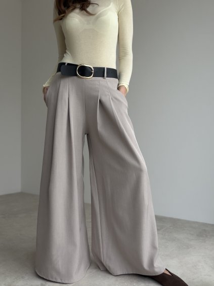 Wide-leg trousers