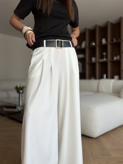 Wide-leg trousers