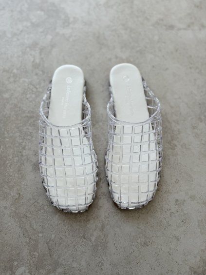 Rubber slippers