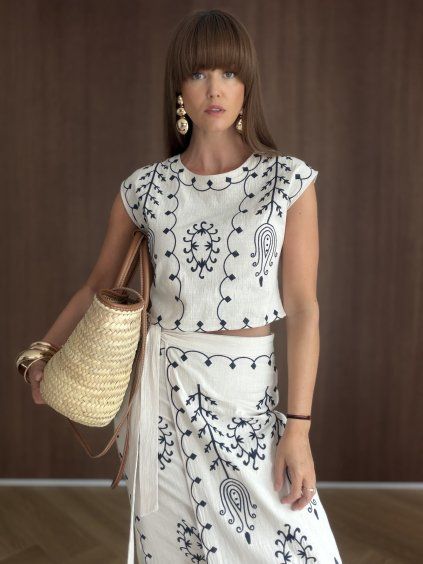 Embroidered set