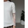 Pullover with lace