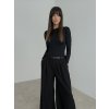 Wide-leg trousers