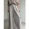Wide-leg pants