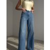 Wide-leg jeans