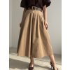 Skirt with belt