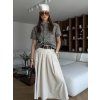 Skirt with belt