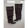 Suede boots