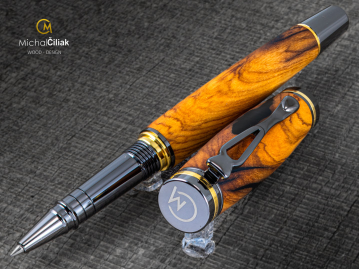 A Drevena pera Michal Ciliak wood design 3281