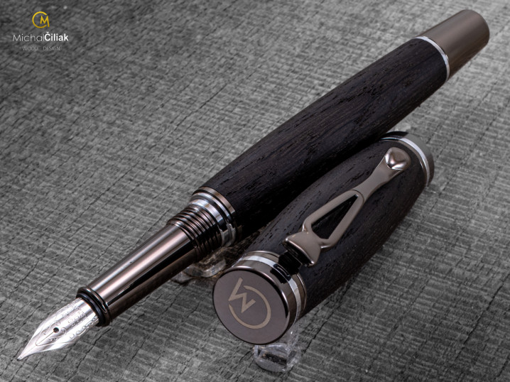 darek pro muze darkove pero s gravirovanim plnici kulickove drevene 1 3937
