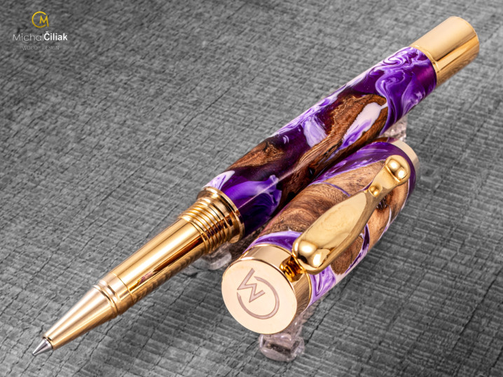 darek pro muze darkove pero s gravirovanim plnici kulickove drevene 1 4193