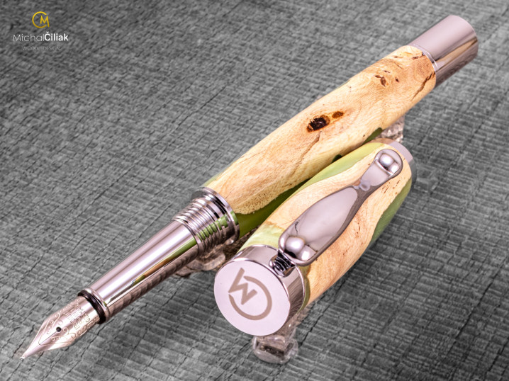 darek pro muze darkove pero s gravirovanim plnici kulickove drevene 1 4197