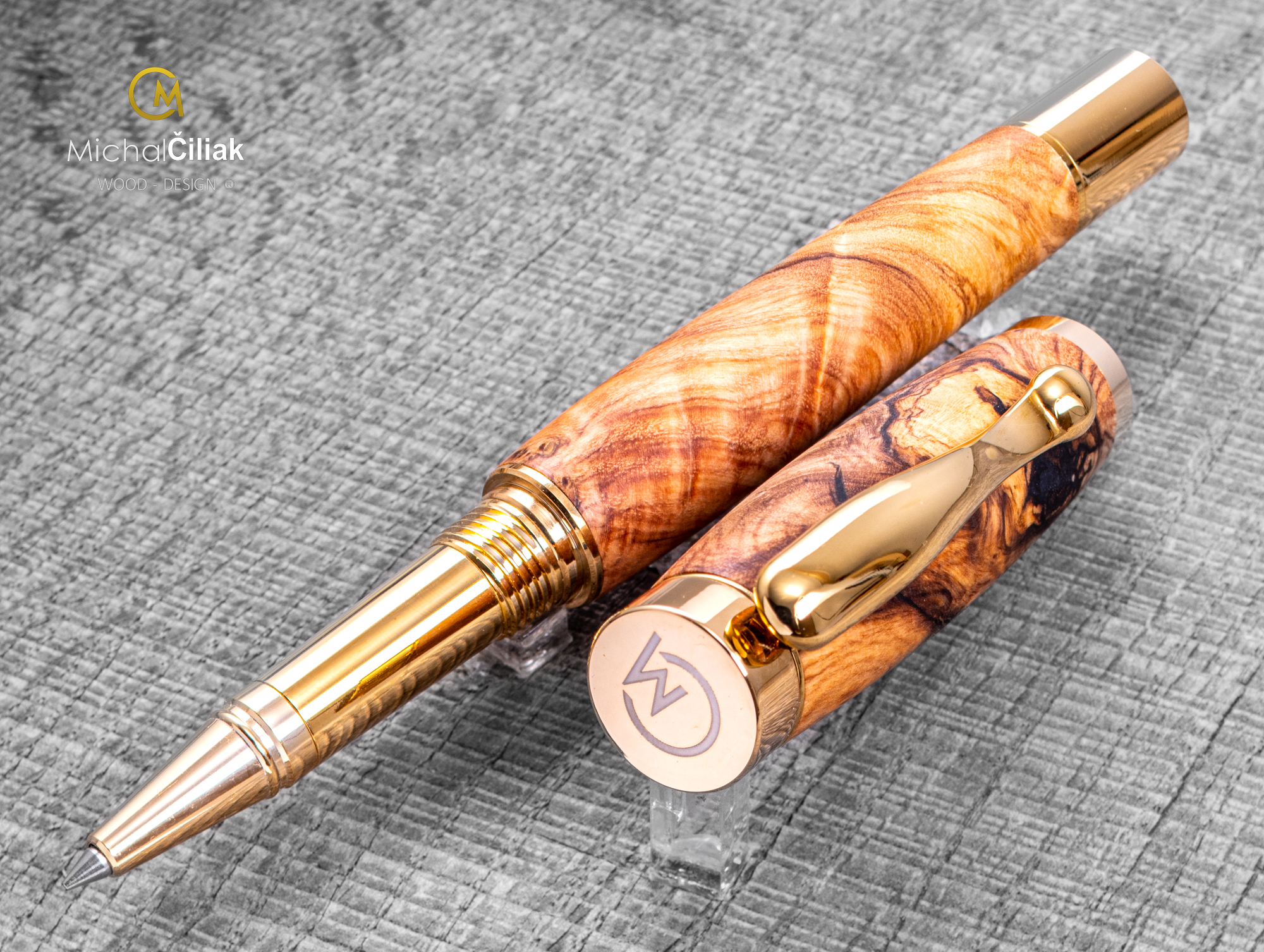 Dřevěné kuličkové pero Superior Olivovník & pryskyřice - Elegant gold