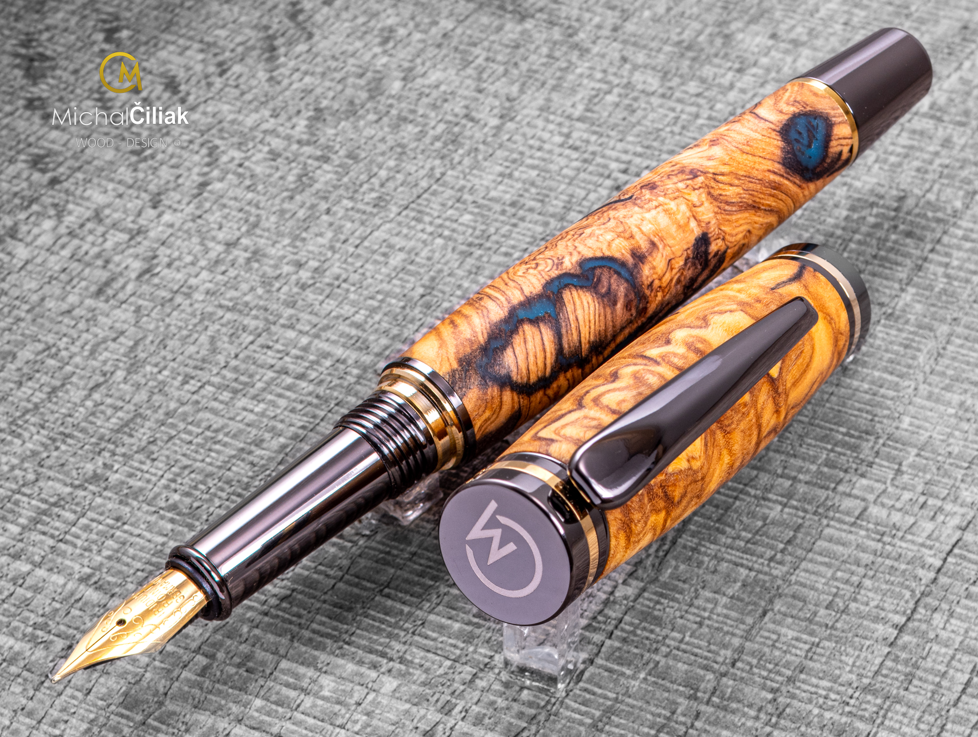 Dřevěné plnící pero Superior Olivovník & pryskyřice - Brilliance gunmetal gold