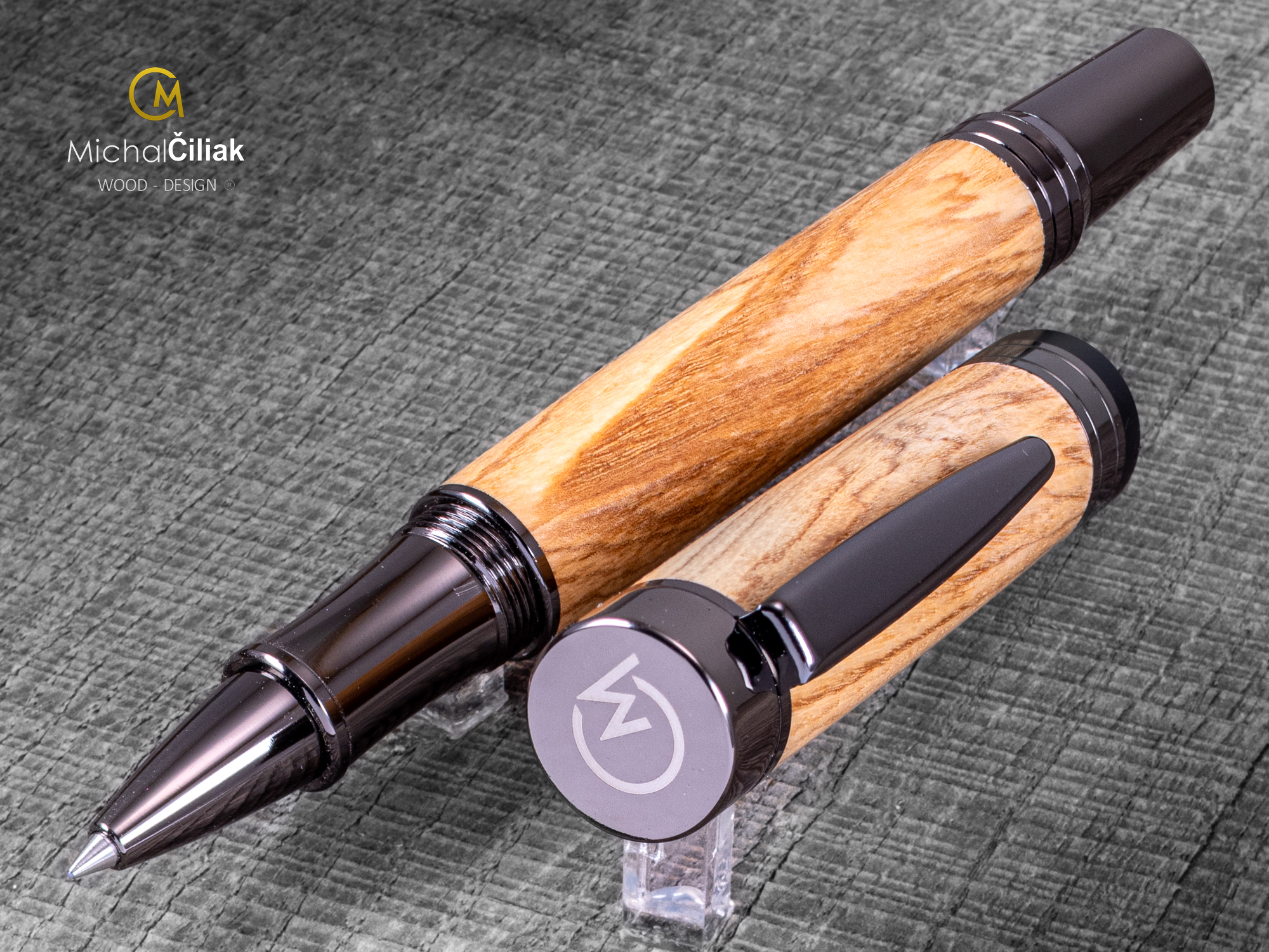 Dřevěné kuličkové pero Superior Jasan - Linear gunmetal