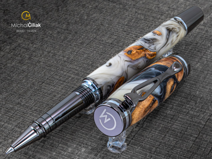 A Drevena pera Michal Ciliak wood design3349