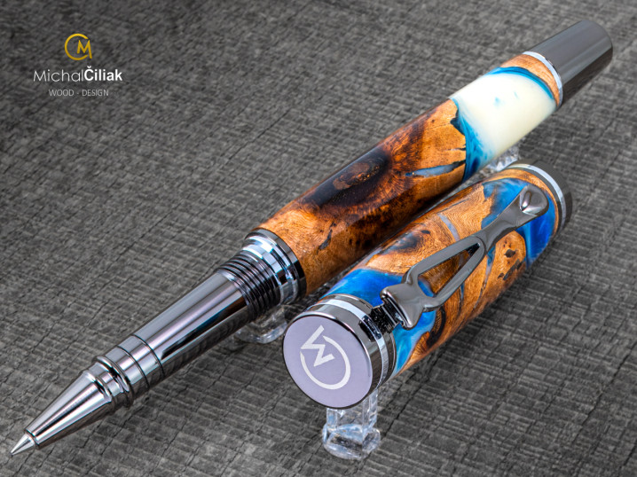 A Drevena pera Michal Ciliak wood design3350