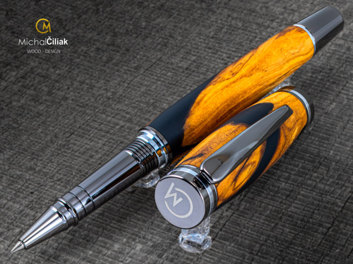 A Drevena pera Michal Ciliak wood design 3286