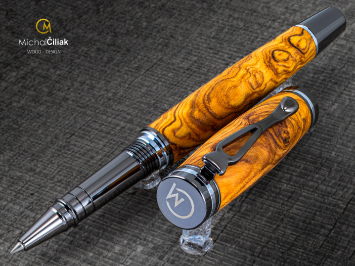 A Drevena pera Michal Ciliak wood design 3287