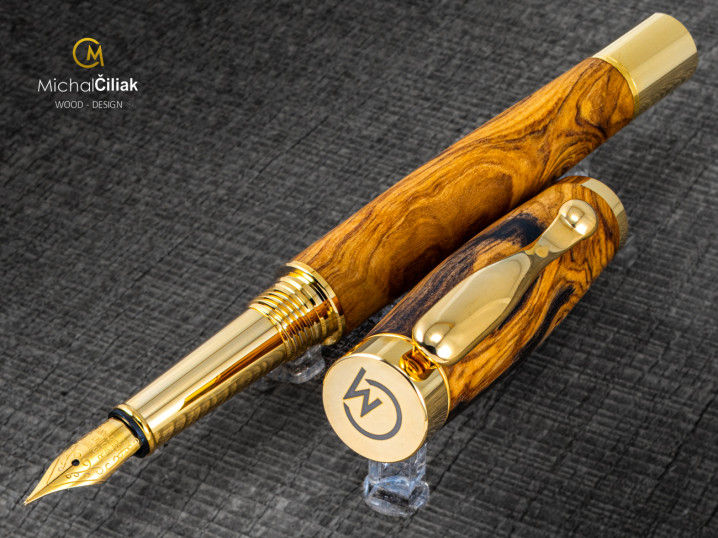 A Drevena pera Michal Ciliak wood design 3299