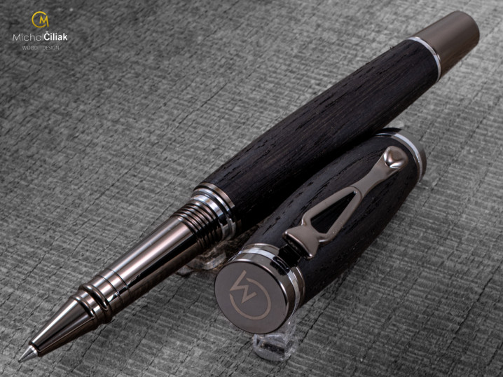 darek pro muze darkove pero s gravirovanim plnici kulickove drevene 1 3934