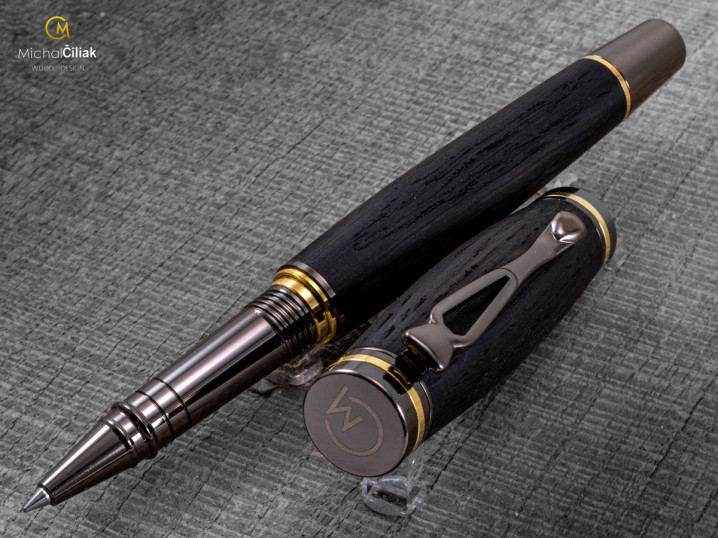 darek pro muze darkove pero s gravirovanim plnici kulickove drevene 1 3935