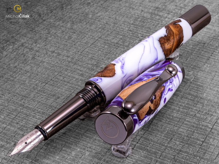 darek pro muze darkove pero s gravirovanim plnici kulickove drevene 1 4054