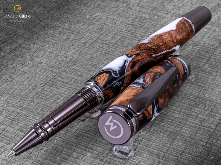 darek pro muze darkove pero s gravirovanim plnici kulickove drevene 1 4207