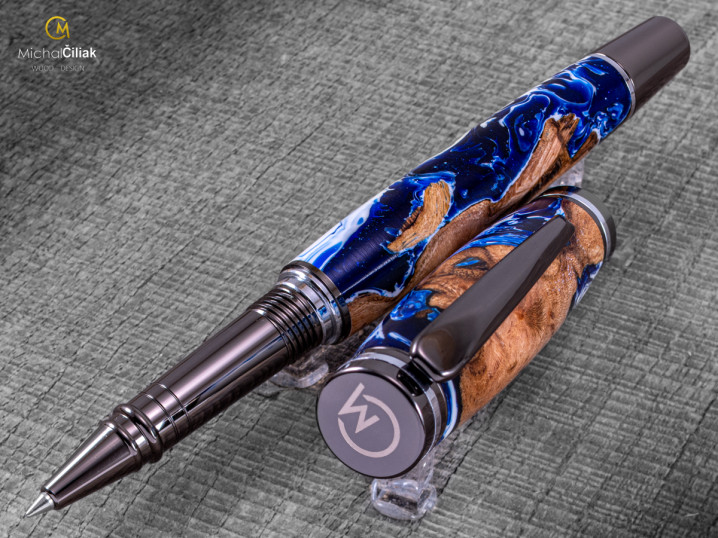 darek pro muze darkove pero s gravirovanim plnici kulickove drevene 1 4214