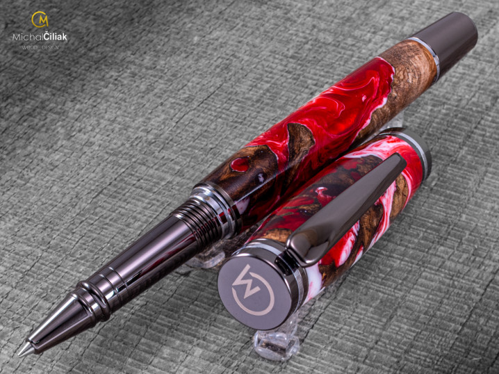 darek pro muze darkove pero s gravirovanim plnici kulickove drevene 1 4217