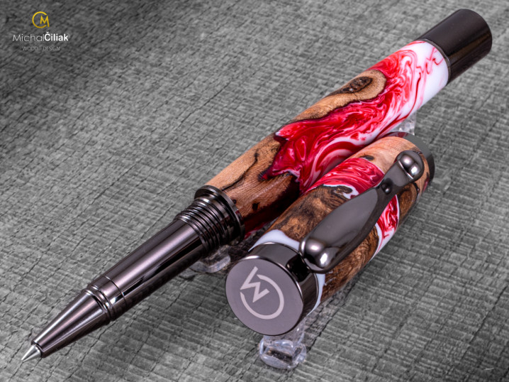 darek pro muze darkove pero s gravirovanim plnici kulickove drevene 1 4220