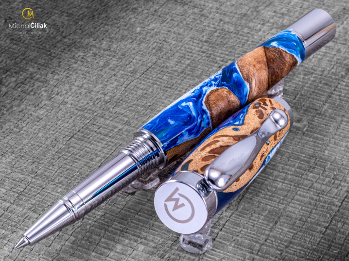 darek pro muze darkove pero s gravirovanim plnici kulickove drevene 1 4222