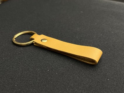 Kožená klíčenka béžová 12x2 cm