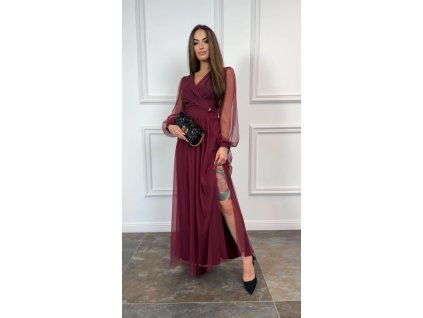 Elegantné dlhé vínové šaty s rozparkom a tylovými rukávmi 23054