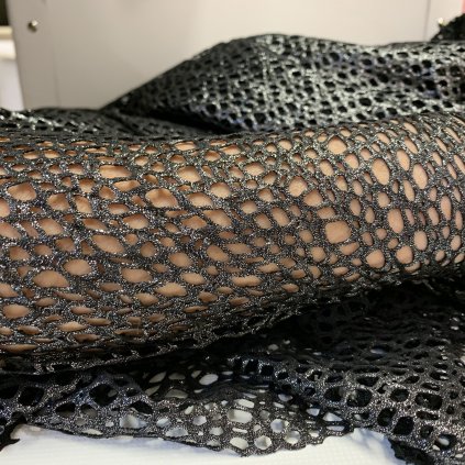 luxusní síť hrubá elastická černá