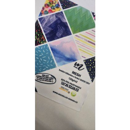 Mesh vzorek materiálu