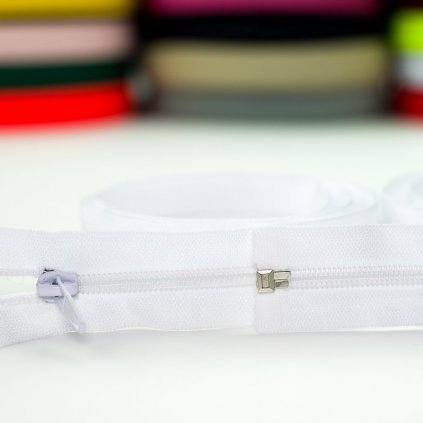 zip spirálový No5 dělitelný 45cm - bílý