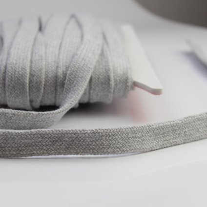 šňůrka plochá BA 18mm světle šedá