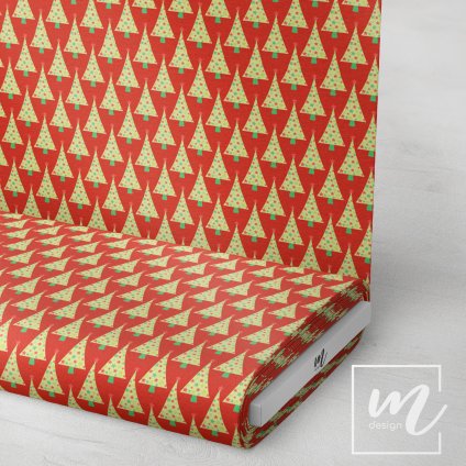 758018 vánoční stromek na červené látka 3