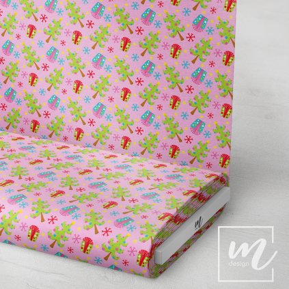 758096 vánoční stromeček a dárky na růžové látka 3