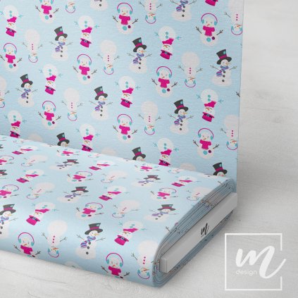 758118 sněhuláci na světle modré látka 3