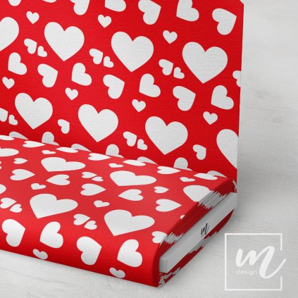 757001 1 malá a velká srdíčka na červené látka 3