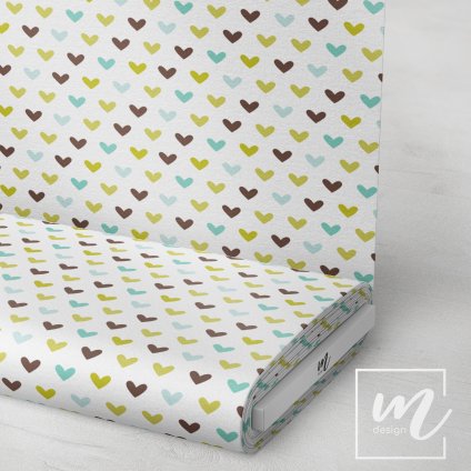 757002 18 srdíčka na bílé látka 3