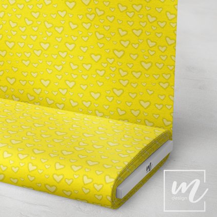 757109 9 srdíčka s krajkou na žluté látka 3