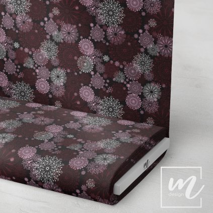 729045 mandala by Michell růžová na vínové látka 3