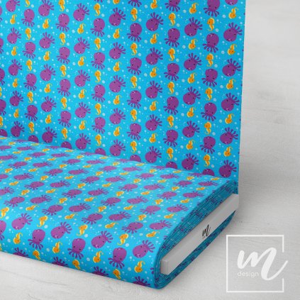 732117 chobotnička fialová na modré látka 3