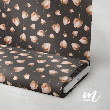 726279 2 pivoňka poupě na tmavě hnědé látka 3