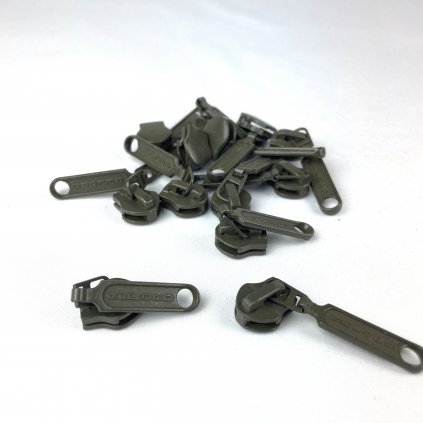 FA0501A4 20CD 4EA4 87A5 72FCC10B596D